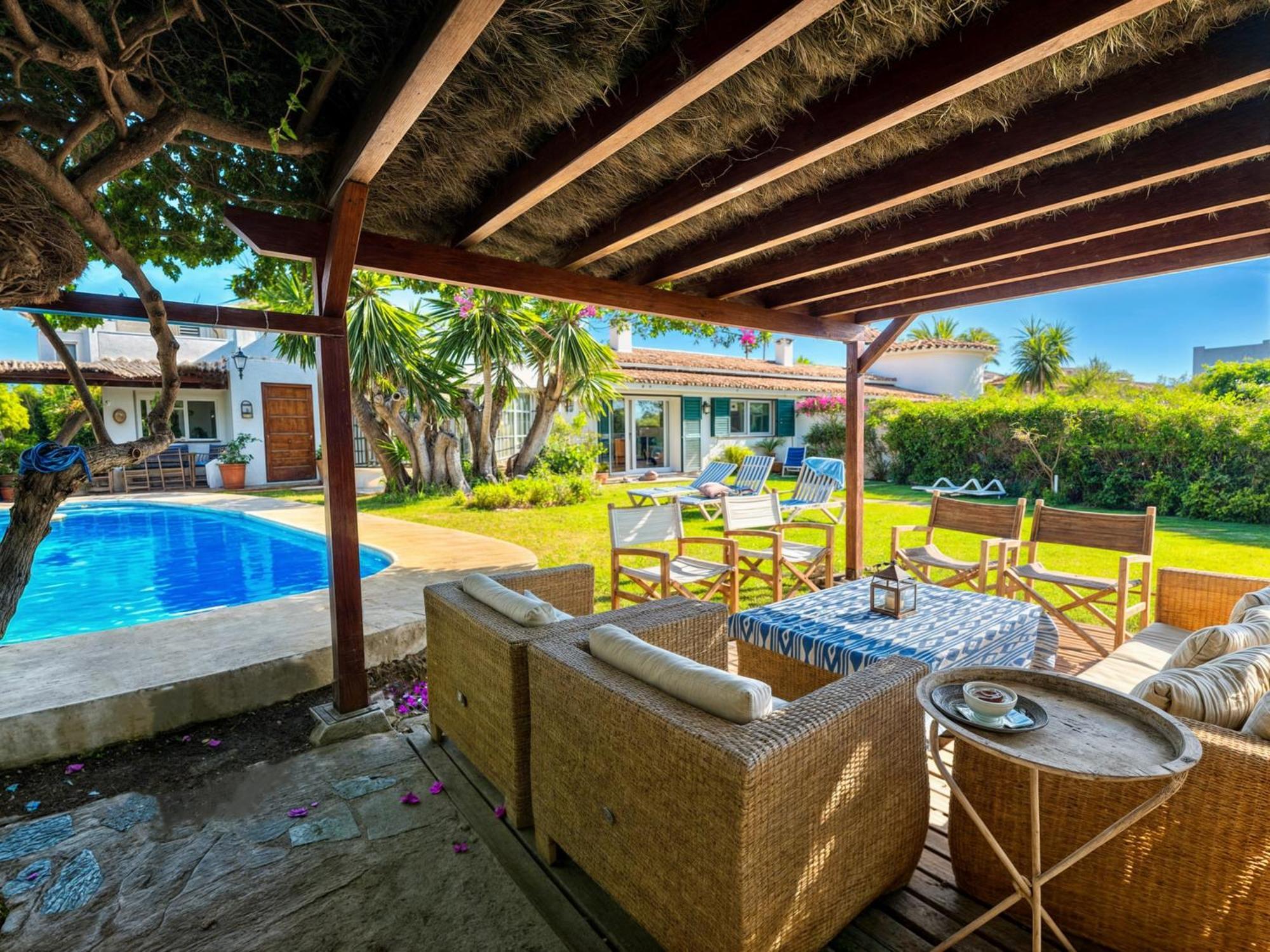Villa Alfredo - Private Pool Next To The Beach Естепона Екстер'єр фото